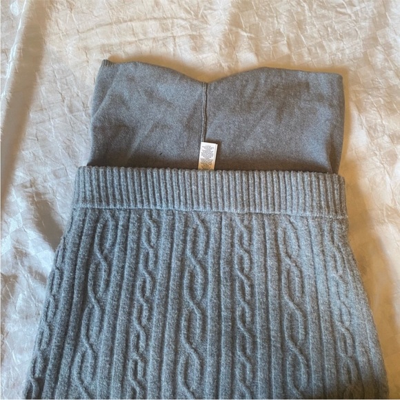 ALO Yoga Women's Cable Knit Winter Bliss Hoodie and Skirt Set - Gray - Picture 7 of 11